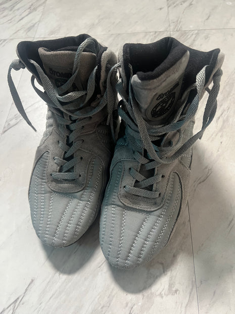 Auction:  Francine's ECW ring worn Otomix Shoes