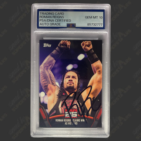 Roman Reigns signed 2018 Topps WWE Trading Card (w/ PSA Encapsulated)