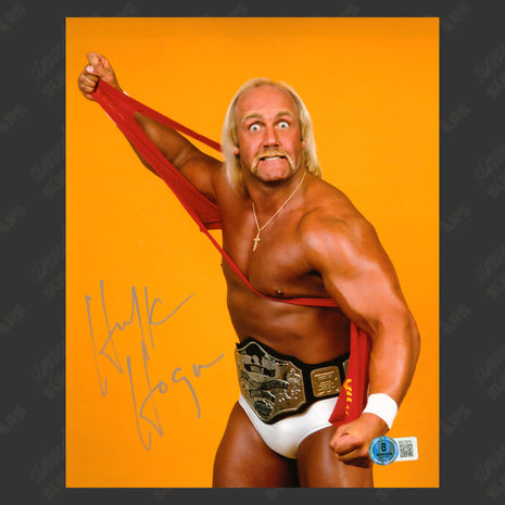 Auction:  Hulk Hogan signed 8x10 Photo (w/ Beckett)