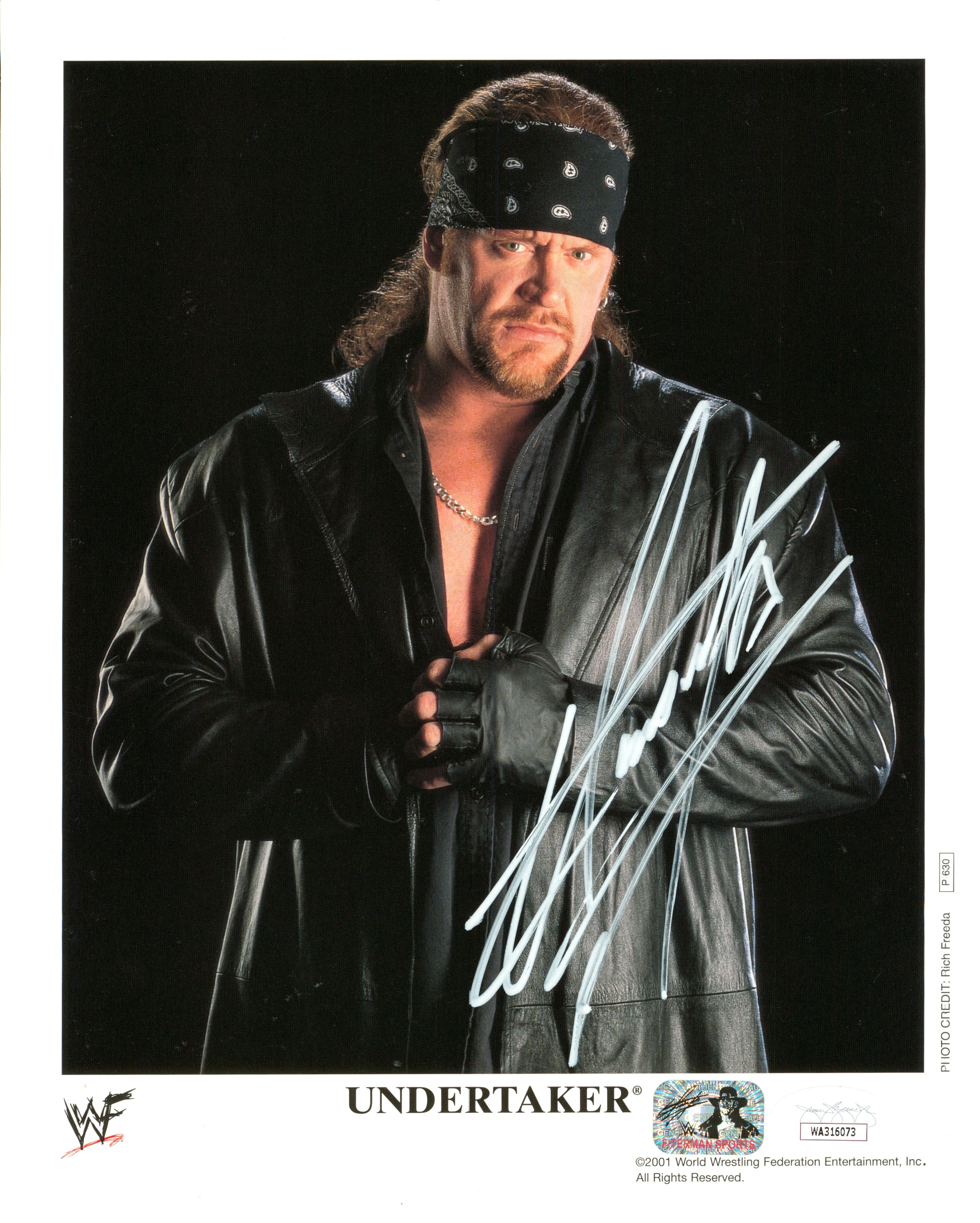 Undertaker signed WWF 8x10 Photo (w/ JSA)