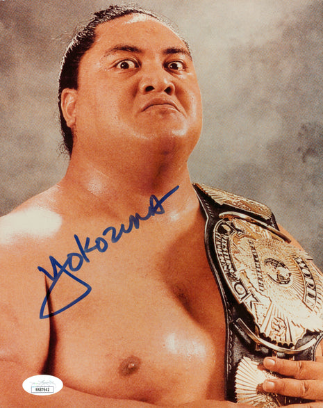 Yokozuna signed 8x10 Photo (w/ JSA)