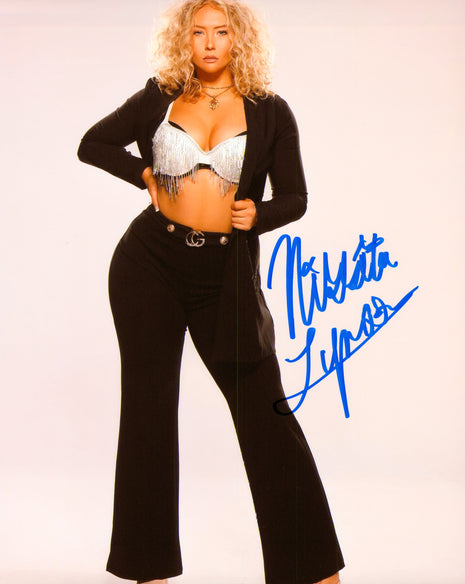 Nikkita Lyons signed 8x10 Photo