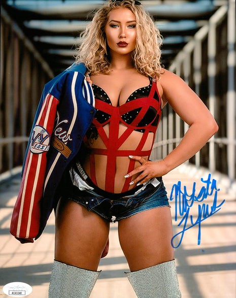 Nikkita Lyons signed 8x10 Photo (w/ JSA)