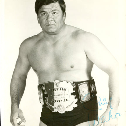 Wahoo McDaniel signed 8x10 Photo