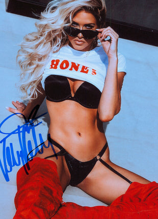 Kelly Kelly signed 8x10 Photo