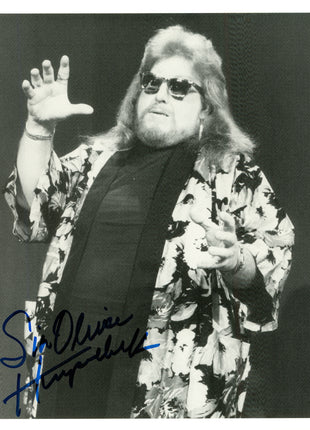 Sir Oliver Humperdink signed 8x10 Photo