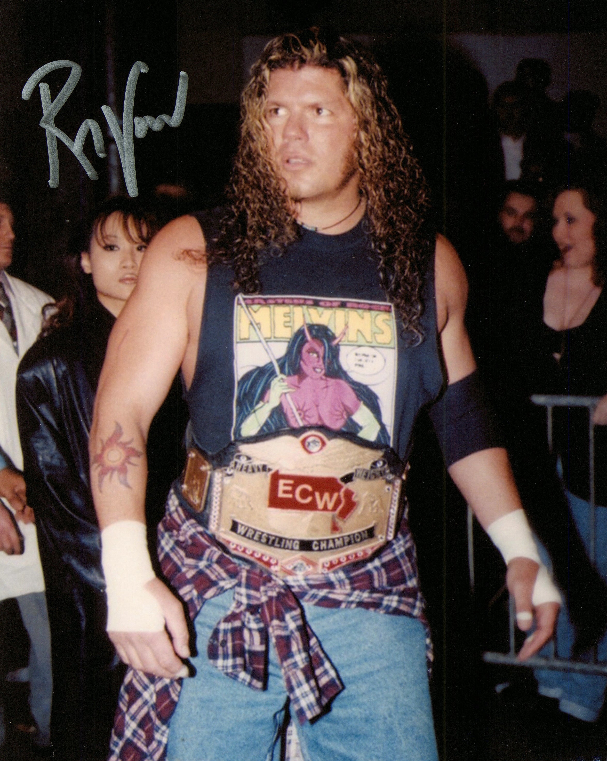 Raven signed 8x10 Photo – Signed By Superstars