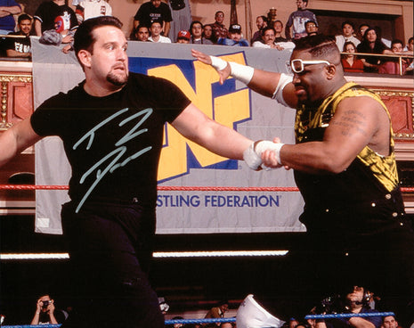Tommy Dreamer signed 8x10 Photo