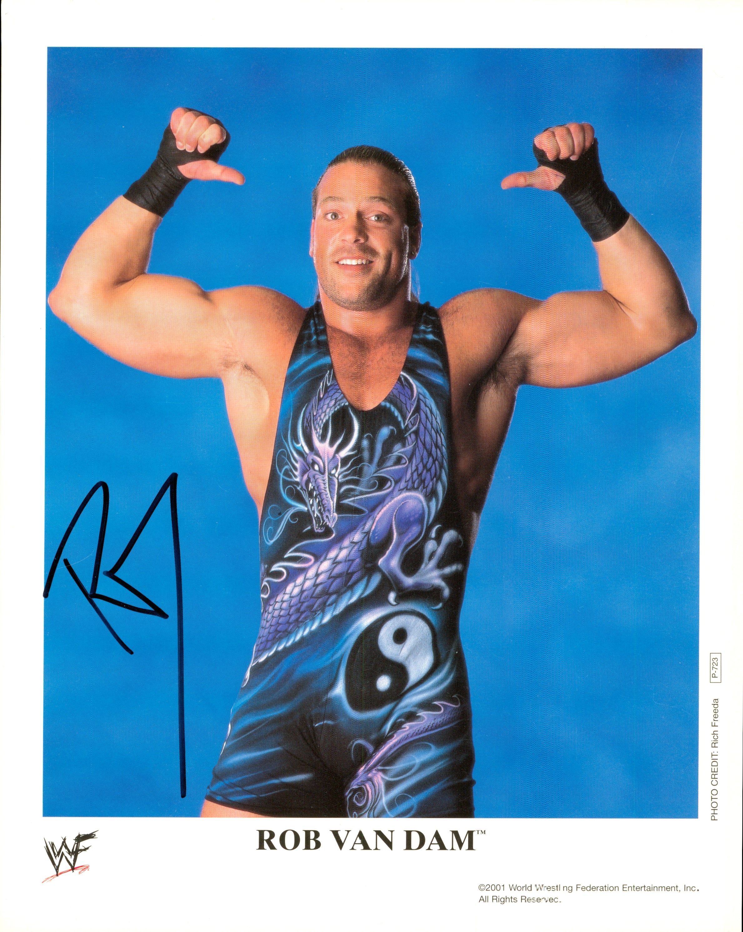 Rob Van Dam signed 8x10 Photo – Signed By Superstars