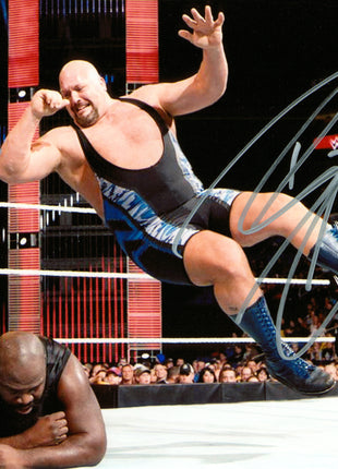 Big Show signed 8x10 Photo (w/ PSA)