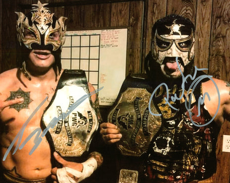 Penta Zero Miedo & Rey Fenix dual signed 8x10 Photo