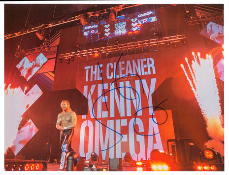 Photo 8x10 signée par Kenny Omega