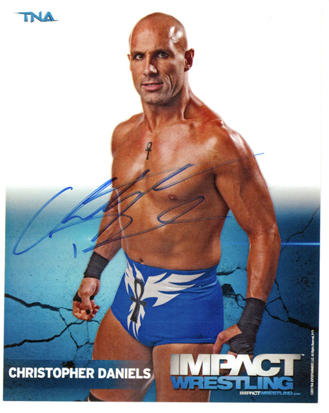 Photo 8x10 signée par Christopher Daniels