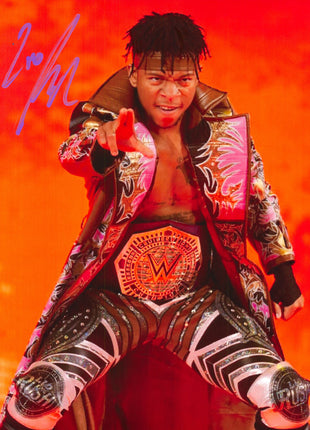 Photo 8x10 signée par Lio Rush