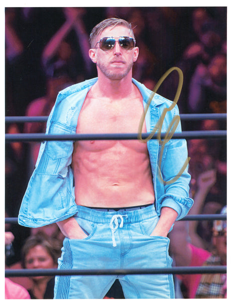 Photo 8x10 signée par Orange Cassidy