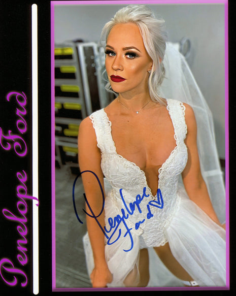 Photo 8x10 signée par Penelope Ford