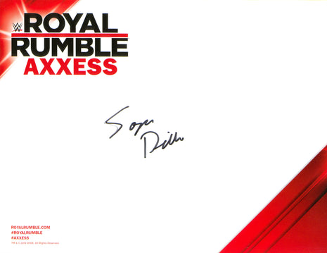 Sonya Deville a signé une photo 8x10