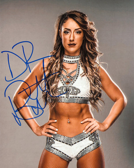 Photo 8x10 signée par Britt Baker