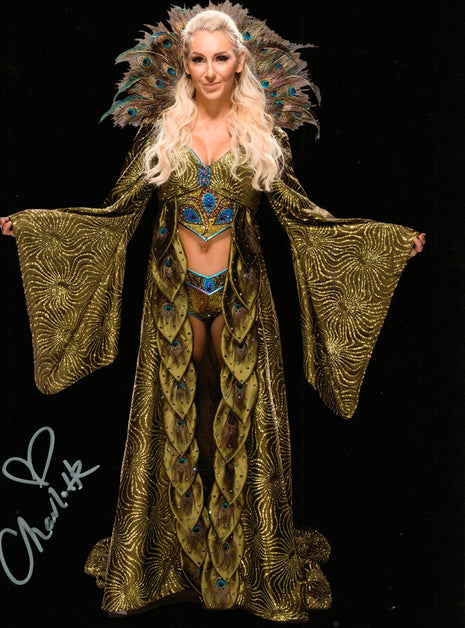 Photo 8x10 signée par Charlotte Flair