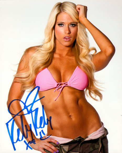 Kelly Kelly a signé une photo 8x10