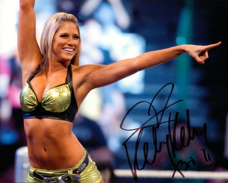 Kelly Kelly a signé une photo 8x10
