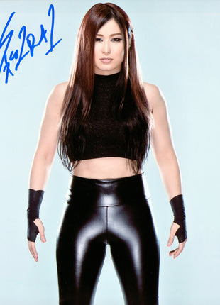Io Shirai signed 8x10 Photo