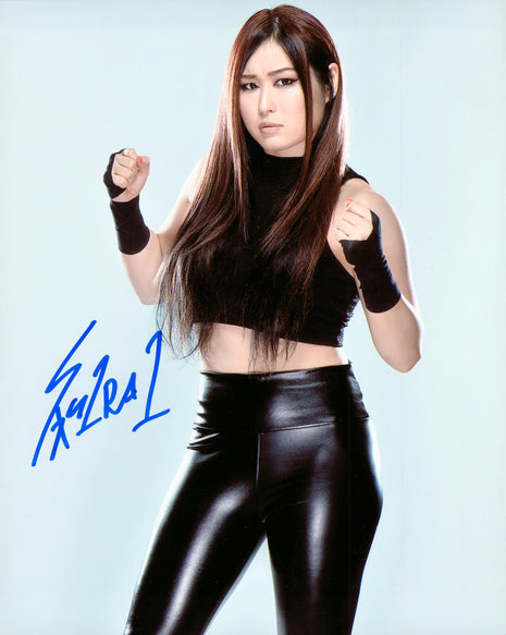 Io Shirai signed 8x10 Photo