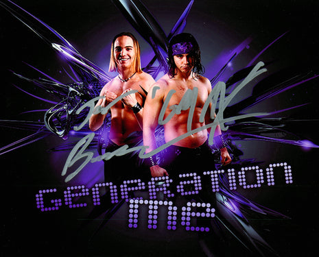 Photo 8x10 signée par Generation Me / Young Bucks
