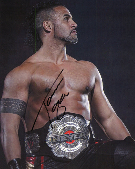 Foto firmada de 8x10 por Tama Tongo