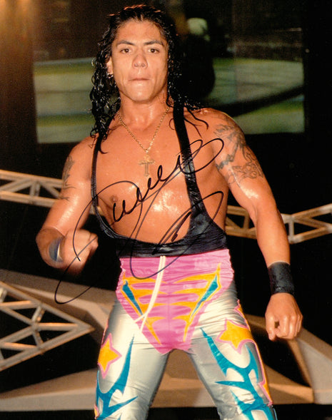 Juventud Guerrera signed 8x10 Photo