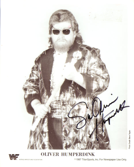 Oliver Humperdink signed 8x10 Photo