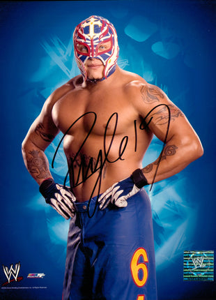Foto firmada de 8x10 por Rey Mysterio