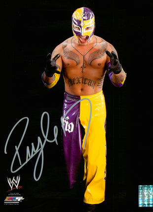 Rey Mysterio signed 8x10 Photo