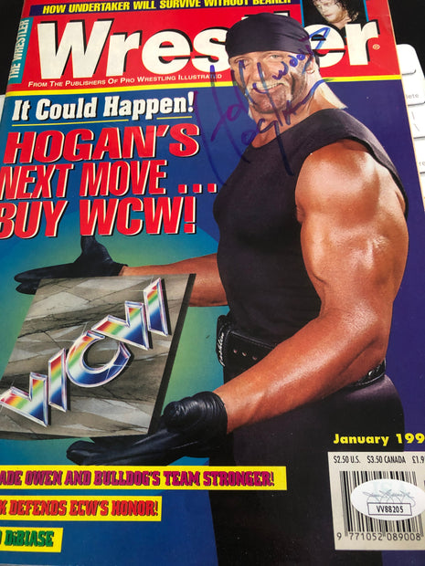 Hulk Hogan firmó con la revista Wrestler (con JSA)